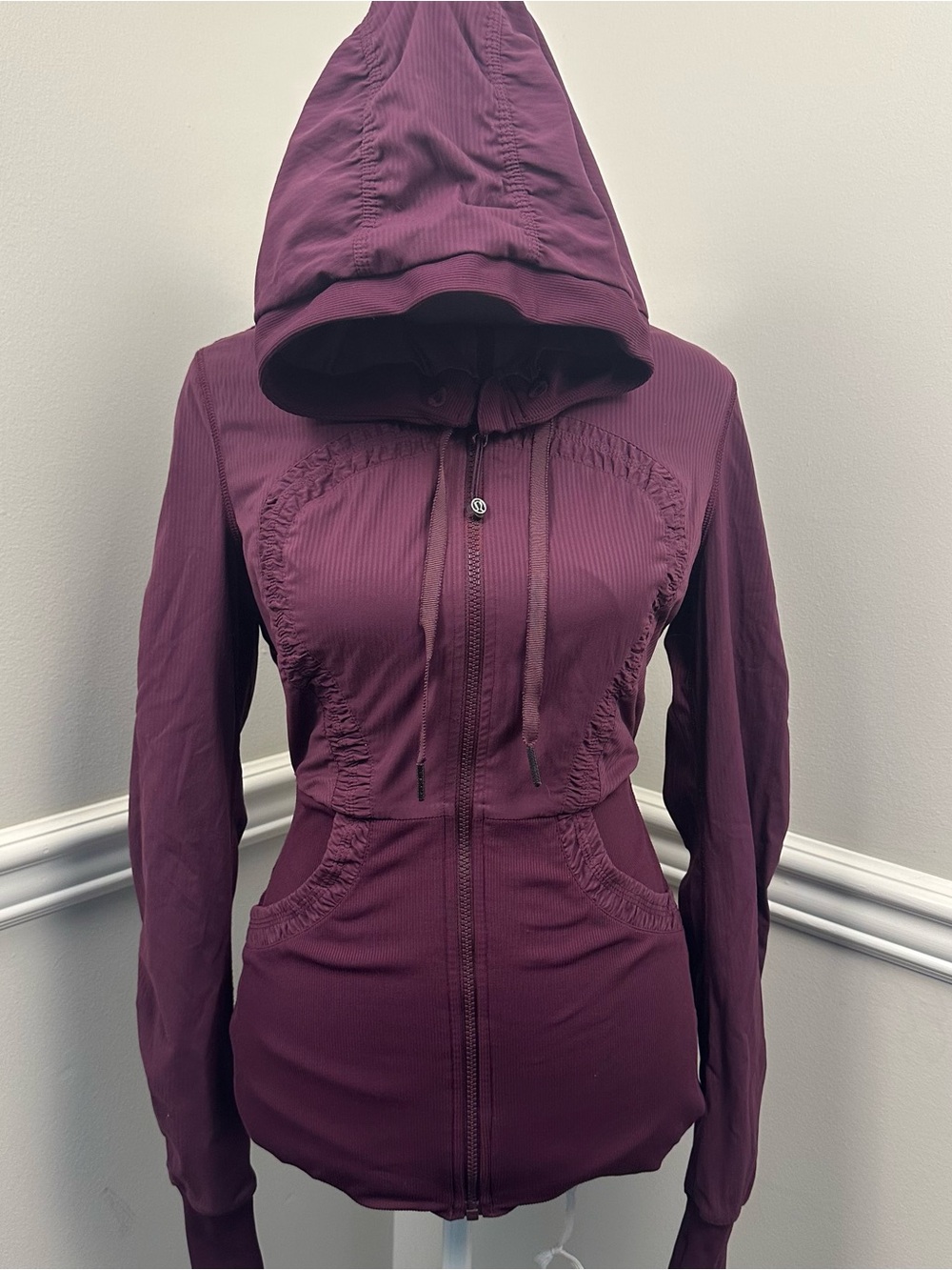 lululemon athletica Plum Full-Zip Hooded Jacket 8